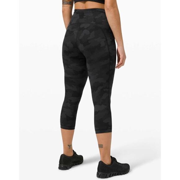 Lululemon Swift Speed High-Rise Crop - Picture 2 of 6